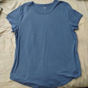 Kohl's SO blue crew neck tee with rounded bottom